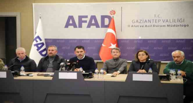 Bakan Kurum: “118 bin binada 412 bin bağımsız bölüm yıkılacak”