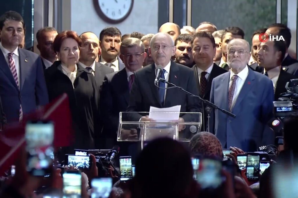 6’LI MASA CUMHURBAŞKANI ADAYINI AÇIKLADI