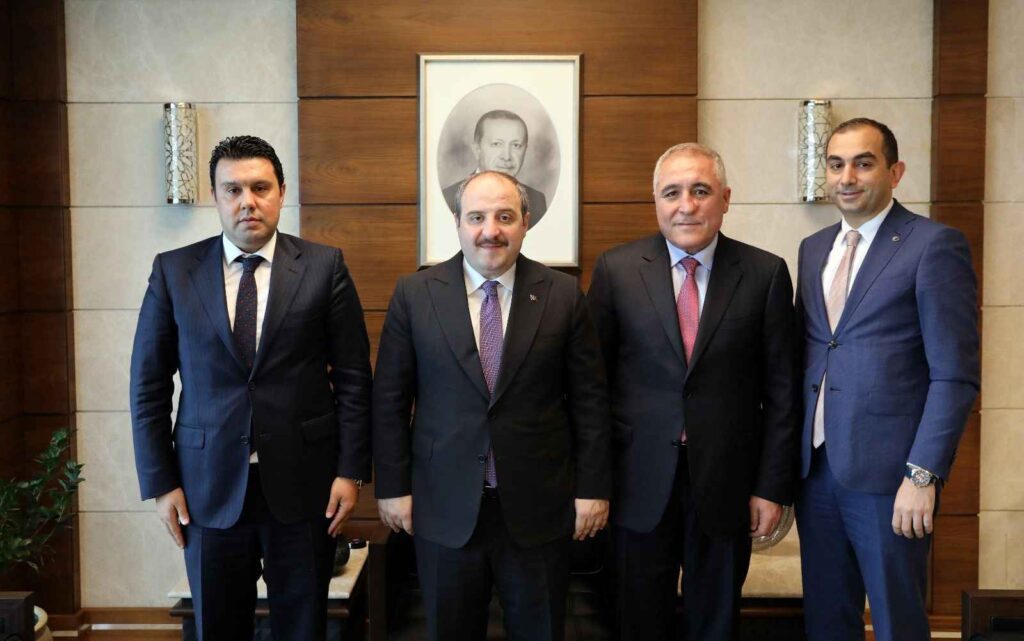 Bakan Varank: “200 dükkânın yapımı için bakanlık, büyükşehir ve valilik ortak çalışacak”