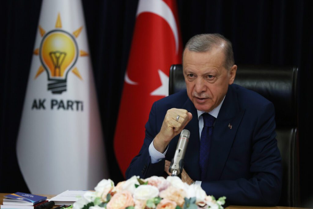 Cumhurbaşkanı Erdoğan: “Milletimizi koalisyonun insafına terk edemeyiz”