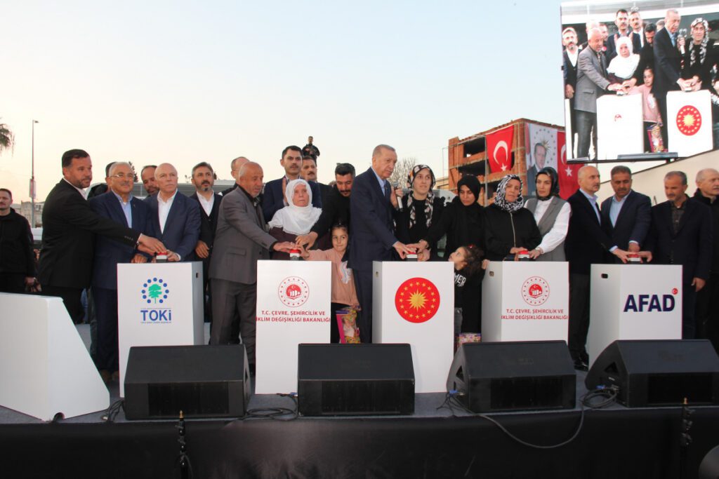 Cumhurnaşkanı Erdoğan, Adıyaman’da kalıcı konutların temelini attı