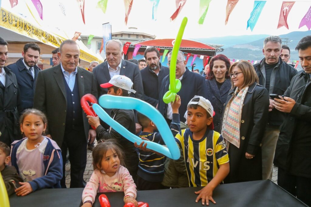 Gaziantep Büyükşehir, Şehir Merkezi ile Nurdağı ve İslahiye’de Ramazan Sokakları kurdu