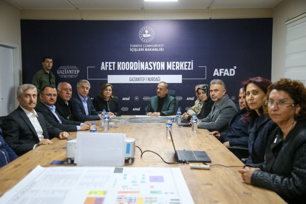 Genel Başkan Yardımcısı Özhaseki, depremden etkilenen ilçeleri ziyaret etti
