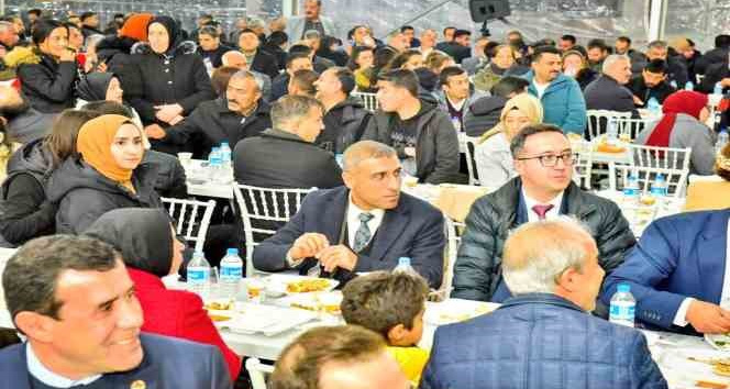 MHP’Lİ VEKİL SAHAYA ÇIKTI