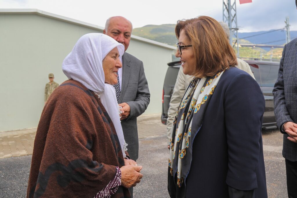 BAŞKAN ŞAHİN, NURDAĞI’NDA BELPINAR KÖYÜ’NÜ ZİYARET ETTİ