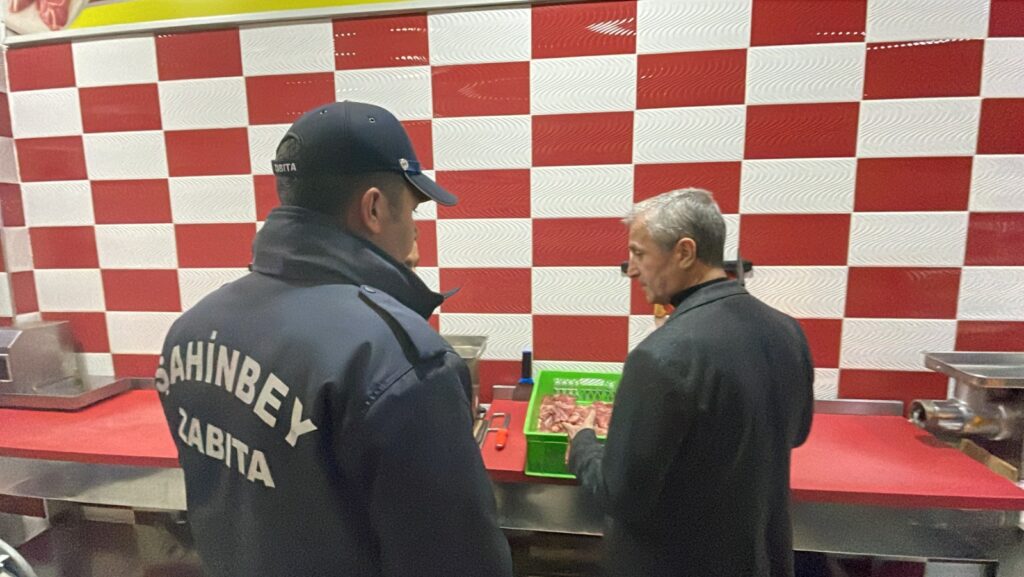 Başkan Tahmazoğlu, Ramazan Bayramı öncesi Zabıta Ekipleri ile denetim yaptı