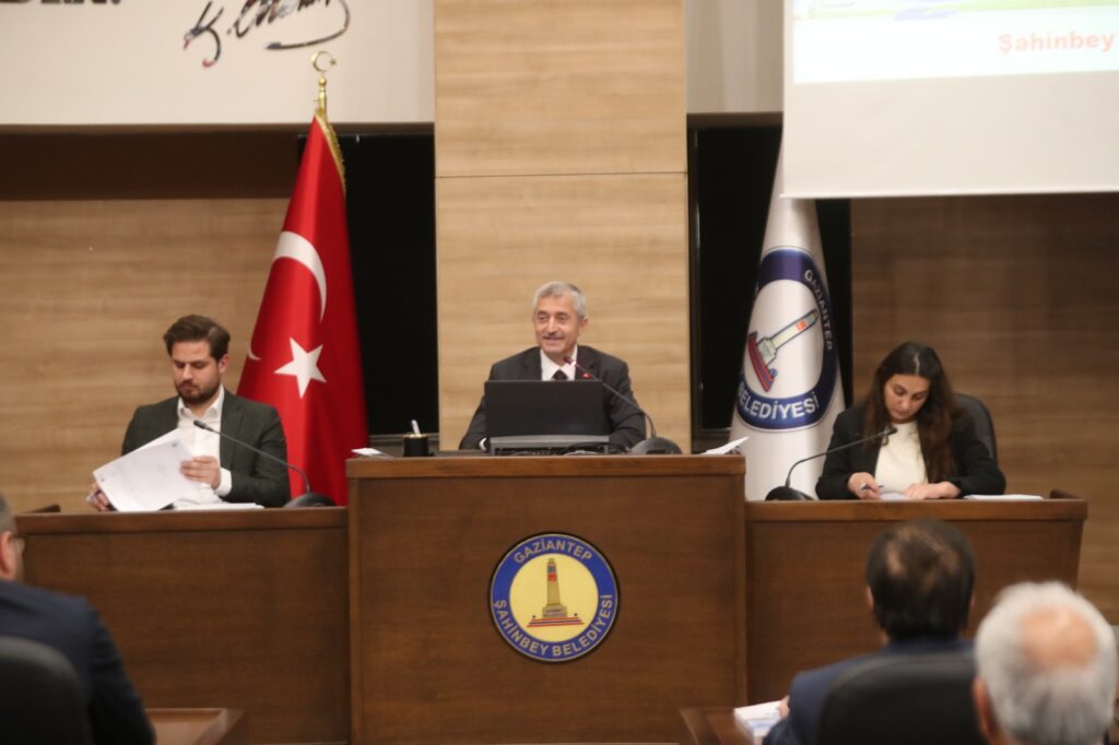 ŞAHİNBEY BELEDİYESİ NİSAN AYI MECLİS TOPLANTISI YAPILDI