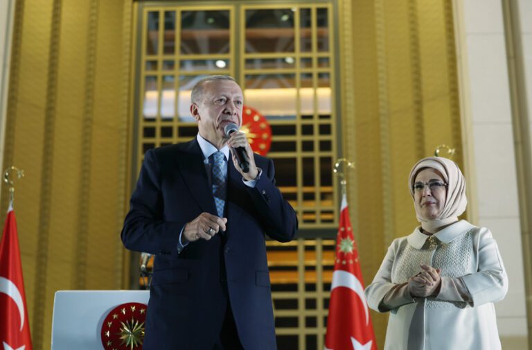 Cumhurbaşkanı Erdoğan: “Bugün kimse kaybetmemiştir, 85 milyonun hepsi kazanmıştır”