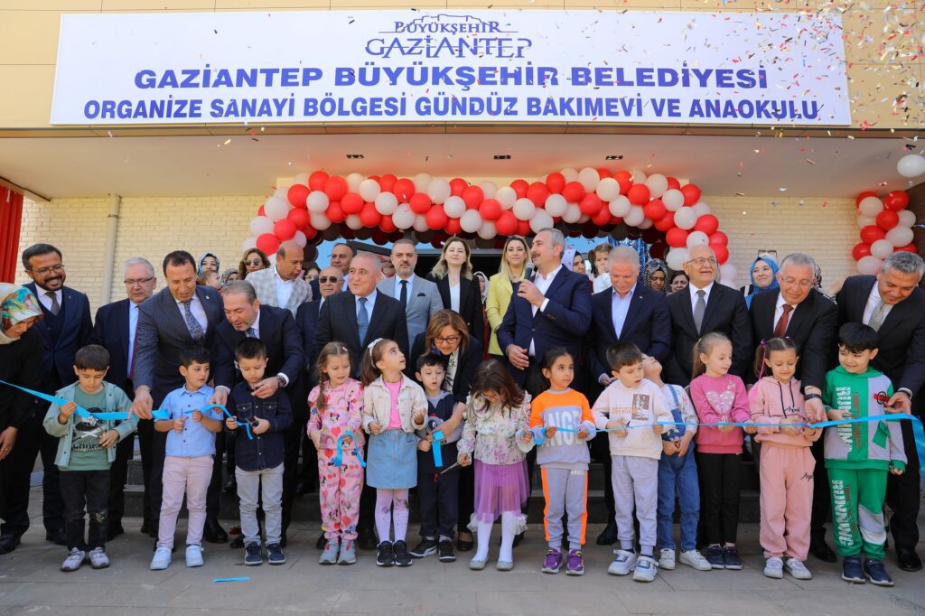 ORGANİZE SANAYİ BÖLGESİ GÜNDÜZ BAKIM EVİ VE ANAOKULU AÇILDI