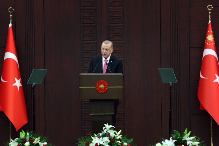 Cumhurbaşkanı Erdoğan kabinesini açıkladı