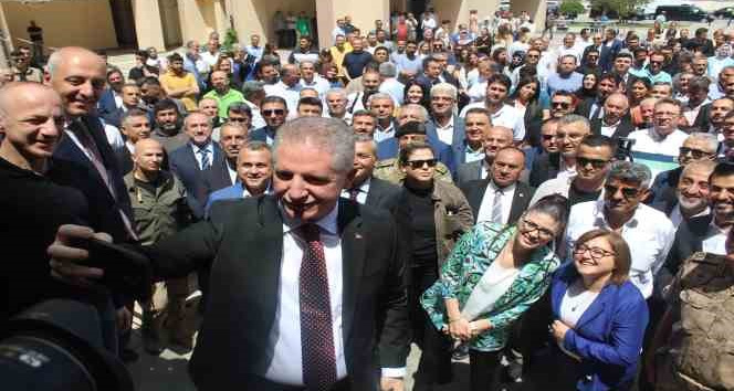 İstanbul’a atanan Vali Gül Gaziantep’e veda etti