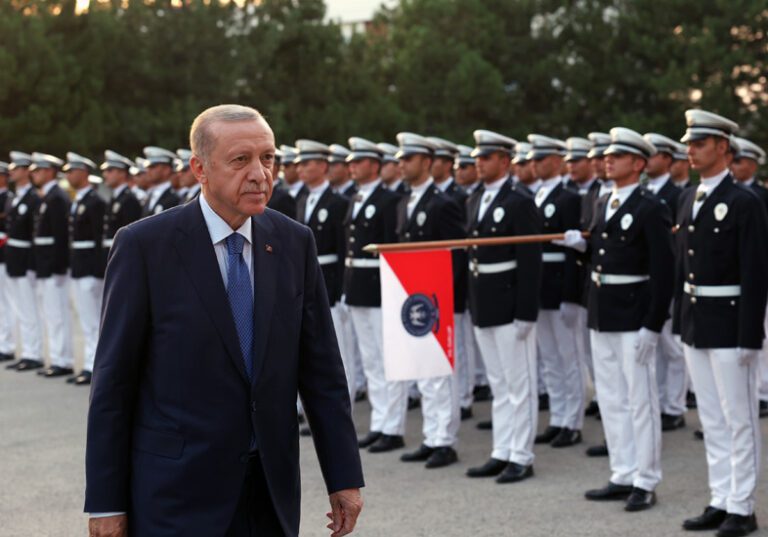 Cumhurbaşkanı Erdoğan: “Türkiye’ye uzanan kirli elleri nerede olursa olsun kırmakta kararlıyız”