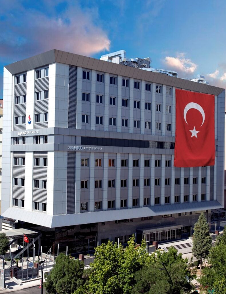 SANKO ÜNİVERSİTESİ TÜMA RAPORUNA GÖRE BİRİNCİ SIRADA YER ALDI