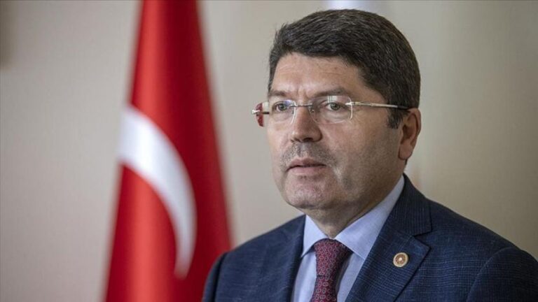 Adalet Bakanı Tunç’tan Dünya Hukuk Günü mesajı