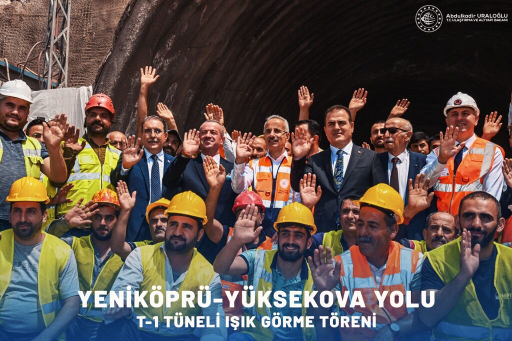 YÜKSEKOVA-YENİKÖPRÜ TÜNELİ’NDE IŞIK GÖRÜNDÜ