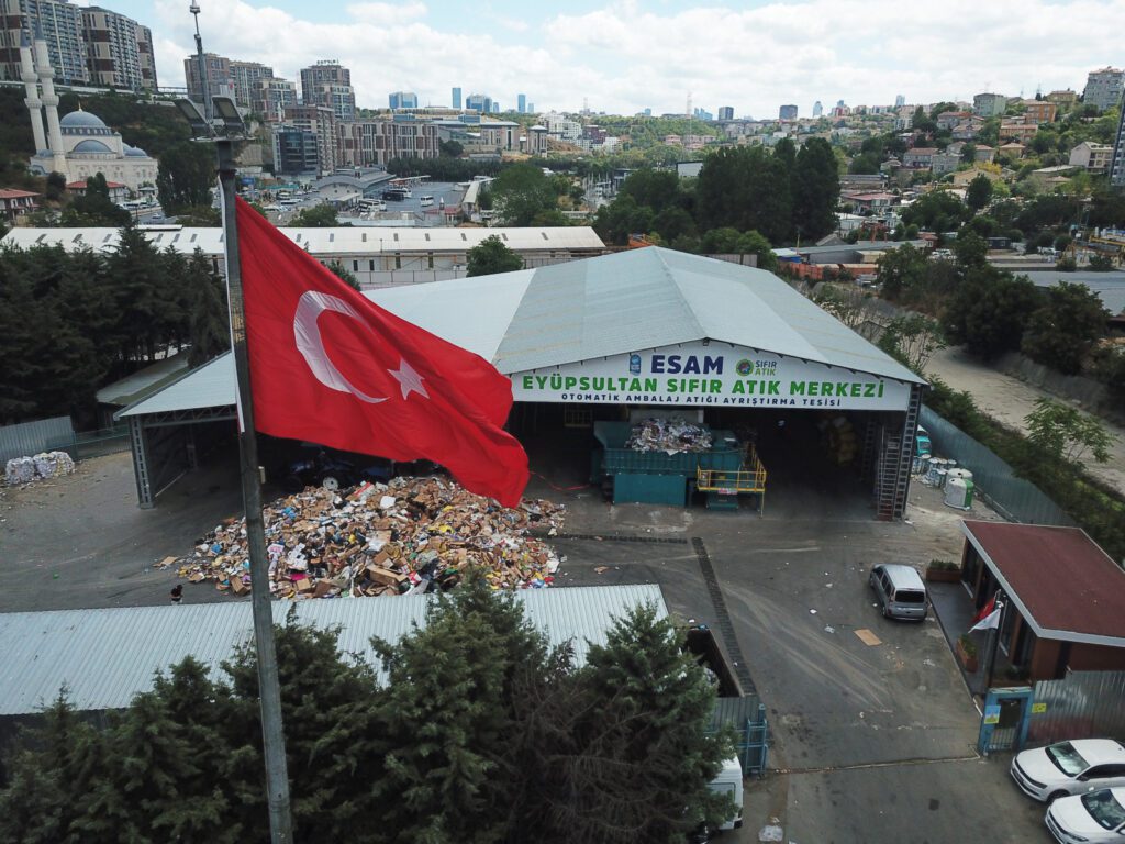 Avrupa Yakasının ilk Otomatik Ambalaj Atığı Ayrıştırma Tesisi Eyüpsultan’da