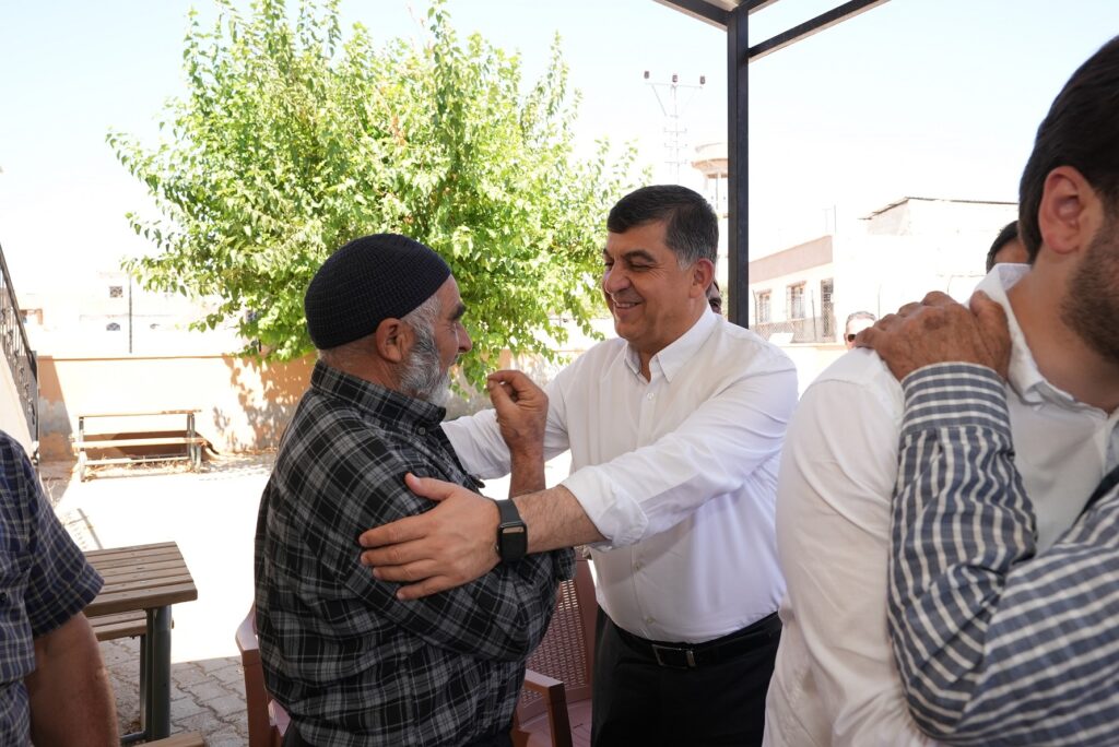 Bozatlı ve Fadıloğlu’ndan kırsal mahallelere teşekkür ziyareti