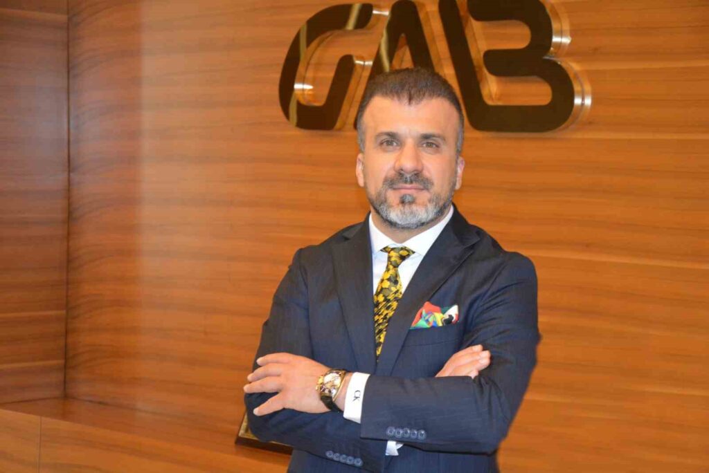 Celal Kadooğlu, sektör adına Fatma Şahin’e teşekkür etti