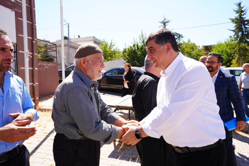Çelikaslan ve Fadıloğlu, kırsal mahallelerdeki vatandaşlarla buluştu