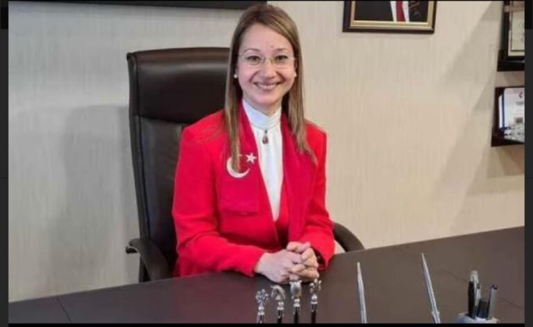 Doç. Dr. Derya Bakbak’ın 30 Ağustos Zafer Bayramı Mesajı