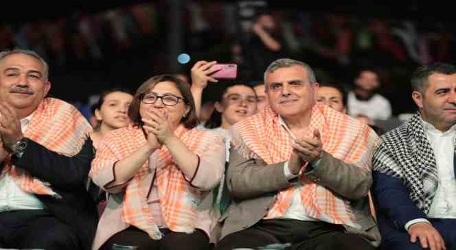 Gaziantep’te Hemşehriler Derneği Festivali’nde Şanlıurfa standına yoğun ilgi