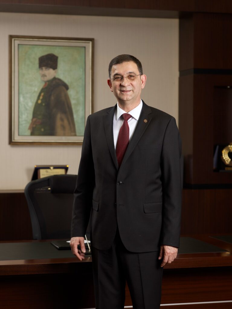 ÜNVERDİ: “ZORLUKLARIMIZI İHRACATLA AŞMAYA ÇALIŞIYORUZ”