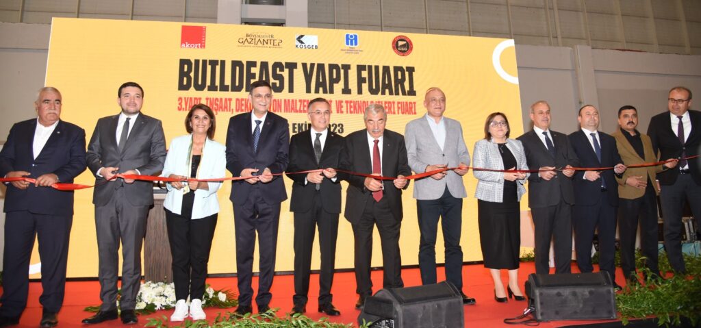 3. BUILDEAST FUARI TÖRENLE AÇILDI