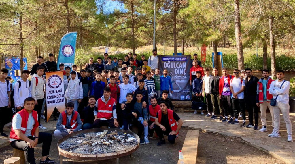 GAÜN mezunu Oğuzhan Dinç anısına kamp yapıldı