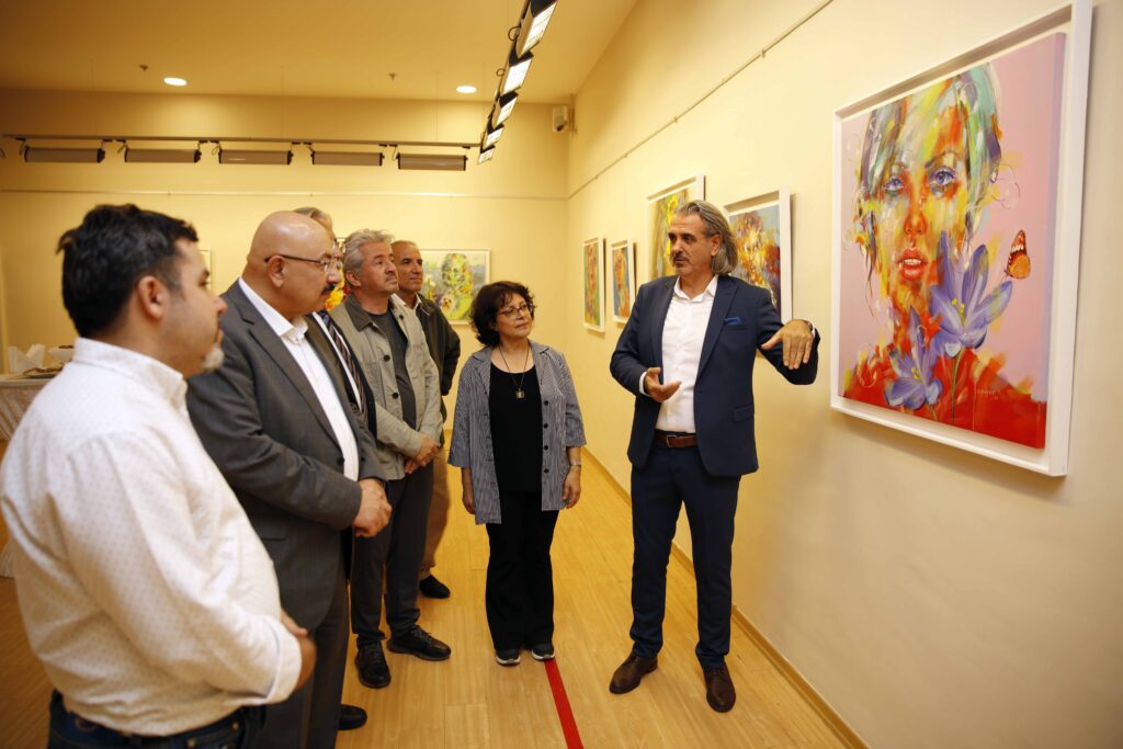 SANKO SANAT GALERİSİ’NDE “BAKIŞLAR” TEMALI RESİM SERGİSİ