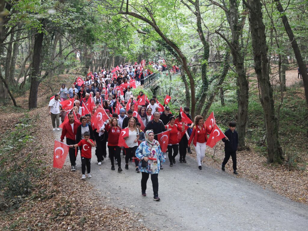 Cumhuriyetin 100. yılında gençlik yürüyüşü