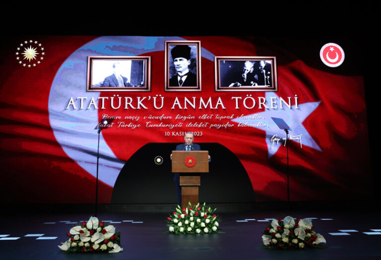 Cumhurbaşkanı Erdoğan: “Ülkemizi muasır medeniyet seviyesinin üzerine çıkarma mücadelesini, Millî Mücadele ruhuyla sürdürüyoruz”