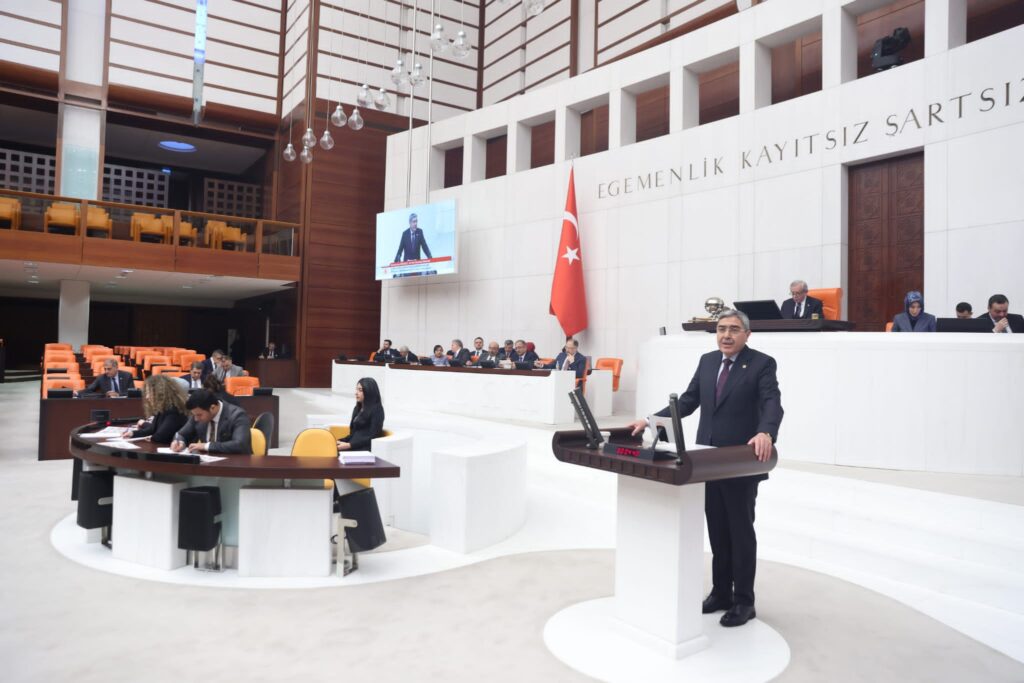 ÖZKEÇECİ’DEN 25 ARALIK MESAJI