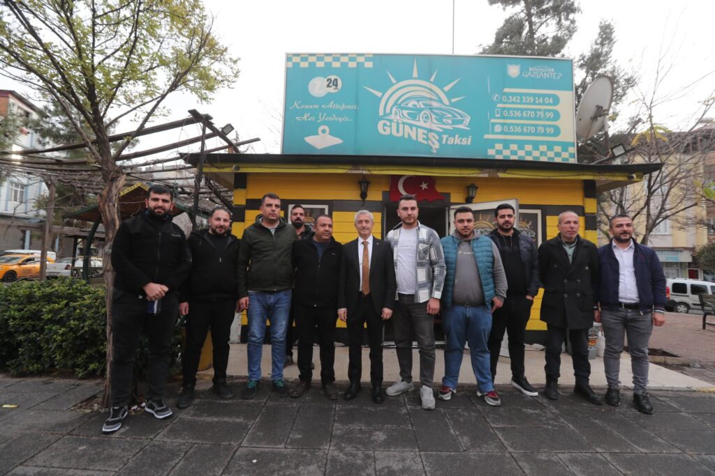 BAŞKAN TAHMAZOĞLU’NDAN GÜNEŞ TAKSİ DURAĞINA ZİYARET