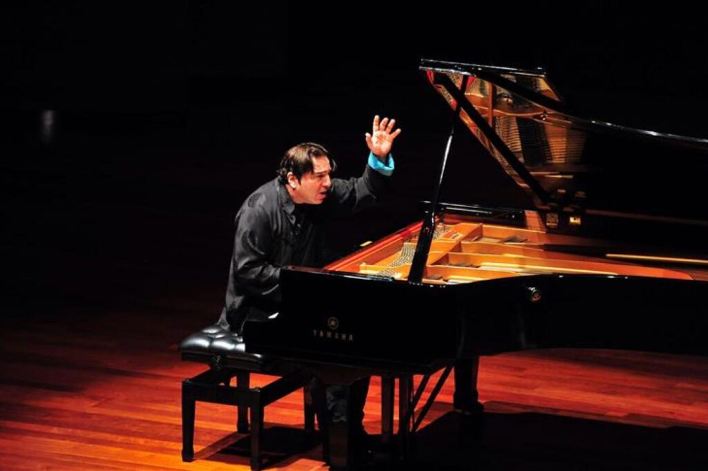 Nükhet Ocak Balkan: “FAZIL SAY”