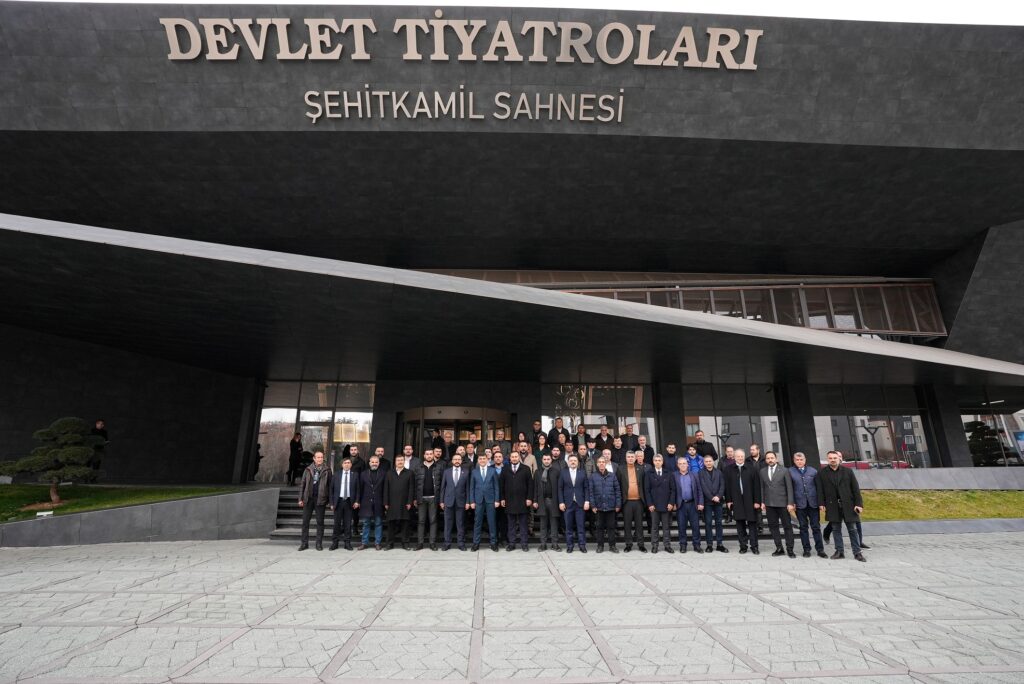 AK PARTİ HEYETİ, D.T. ŞEHİTKAMİL SAHNESİ VE AGRO PARKI İNCELEDİ