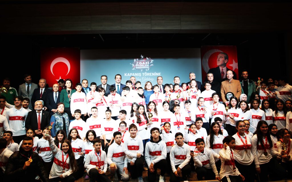 SANİ KONUKOĞLU 2’NCİ GAZİ OYUNLARI KAPANIŞ TÖRENİ