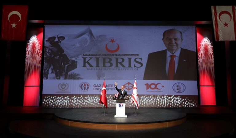 KKTC CUMHURBAŞKANI ERSİN TATAR GAÜN ÖĞRENCİLERİYLE BİR ARAYA GELDİ
