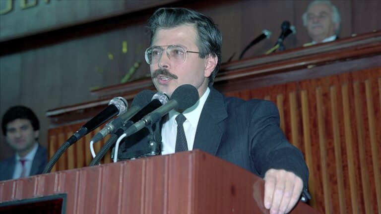 M. Erhan Durukan: “ADNAN KAHVECİ”