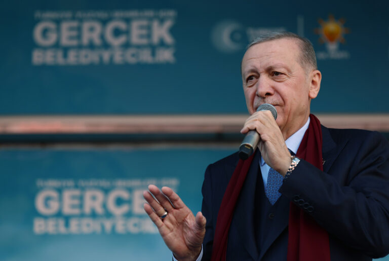Cumhurbaşkanı Erdoğan: “CHP’yi bölücü örgütün güdümündeki DEM’in oyuncağı haline dönüştürenler utansın”