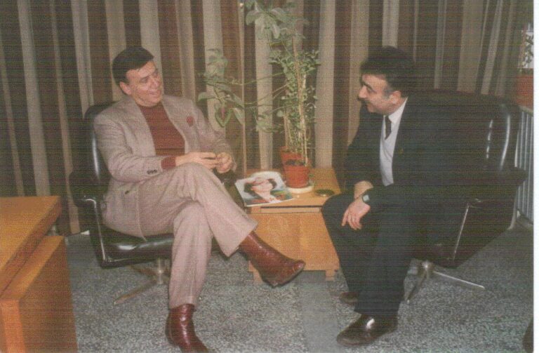 M. Erhan Durukan: “ÖZAY GÖNLÜM’ÜN YARENİ İLE YARENLİK”