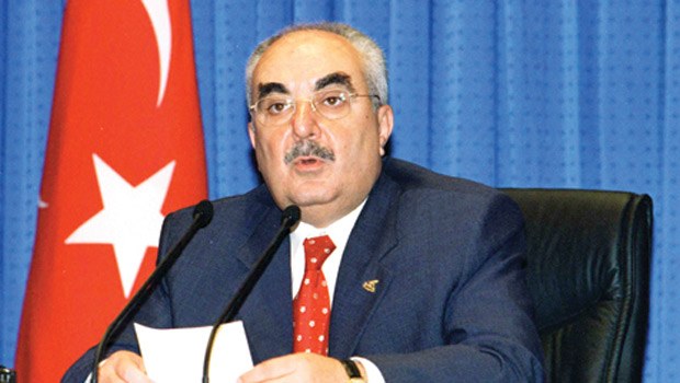 Tahsin Tiryaki: “RÜŞTÜ KAZIM YÜCELEN”