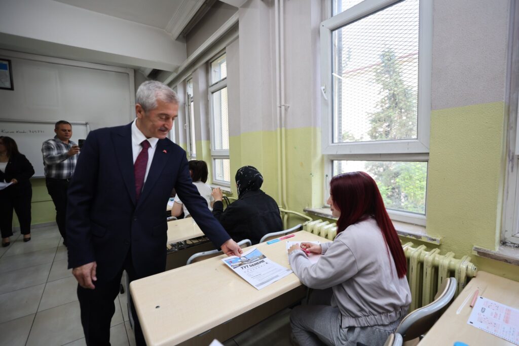 ŞAHİNBEY BELEDİYESİ’NDEN ÖĞRENCİLERE SINAV DESTEĞİ