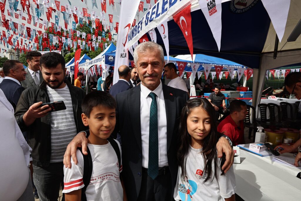 ŞAHİNBEY BELEDİYESİ’NDEN YENİ REKOR: İKİ GÜNDE 13.127 ÜNİTE KAN BAĞIŞI