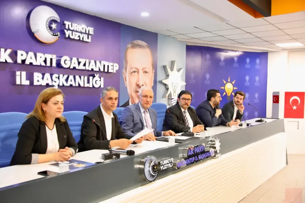 AK Parti Gaziantep’te temayül heyecanı