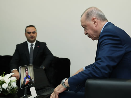 Cumhurbaşkanı Erdoğan, Türkiye’nin ikinci astronotu Atasever ile canlı bağlantı gerçekleştirdi