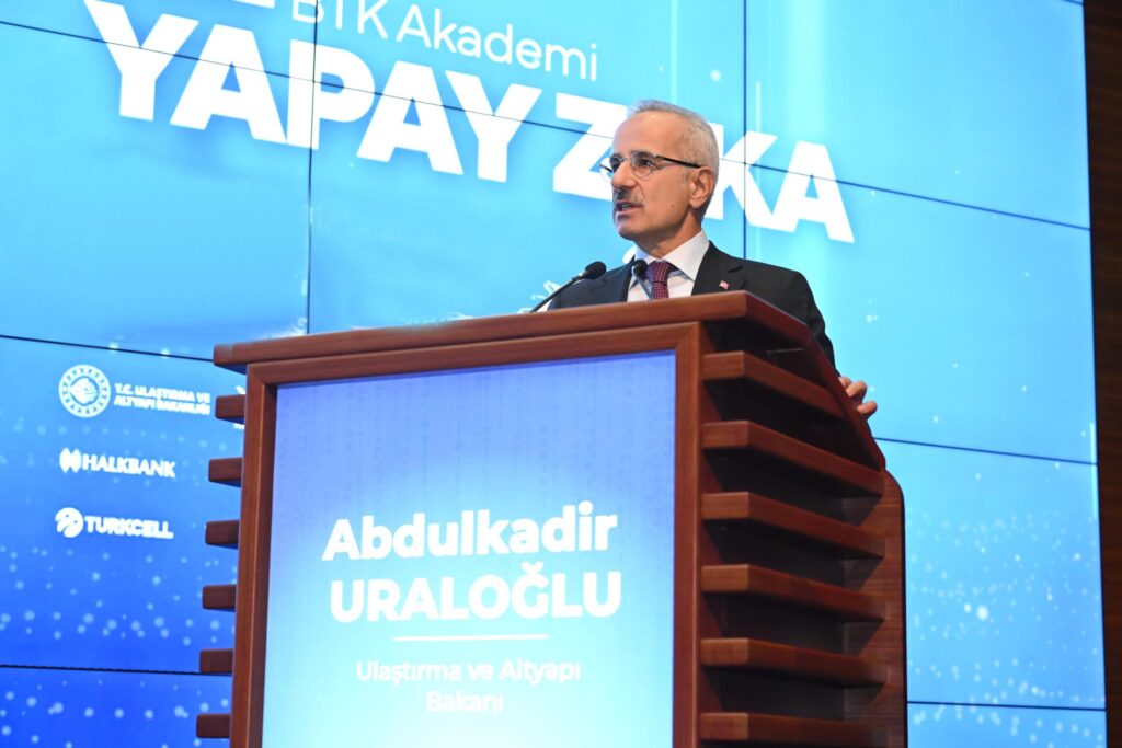 YAPAY ZEKÂ ARTIK DERS