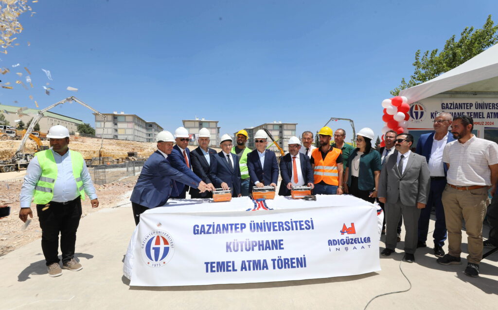 GAZİANTEP ÜNİVERSİTESİNDE YENİ KÜTÜPHANE BİNASININ TEMELİ ATILDI