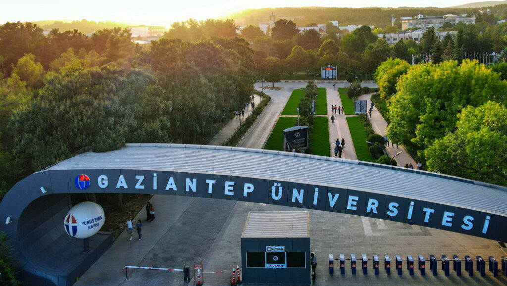 GAZİANTEP ÜNİVERSİTESİNİN YAYIN BAŞARISI: KRİTERLERDEKİ DEĞİŞİMLE BÜYÜK YÜKSELİŞ