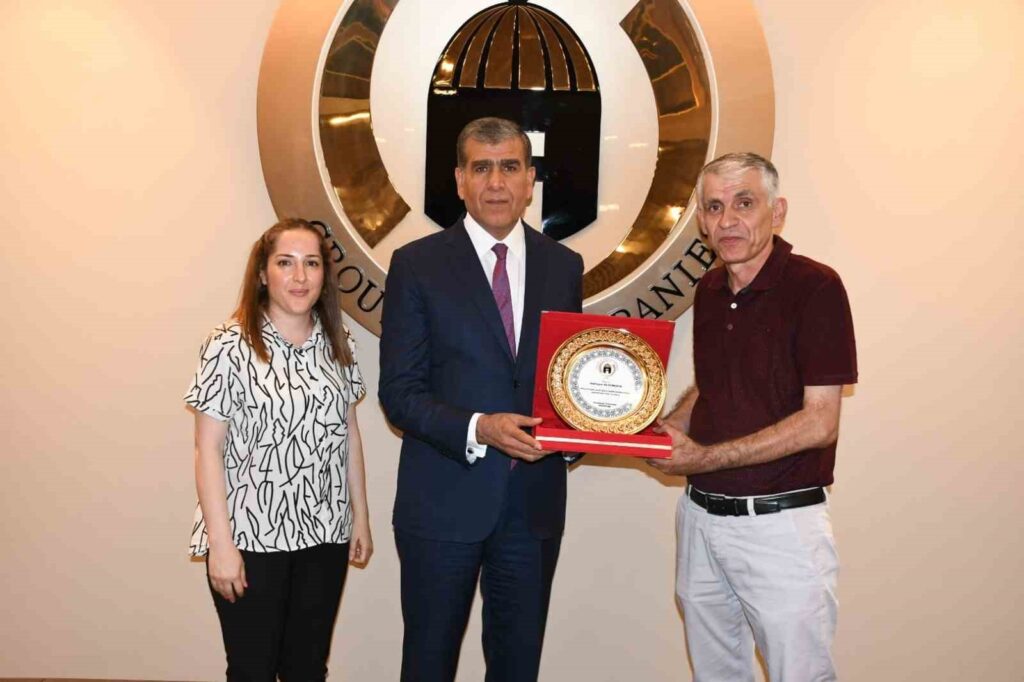 MAHSUM ALTUNKAYA’DAN ŞAMPİYONLARA ÖDÜL