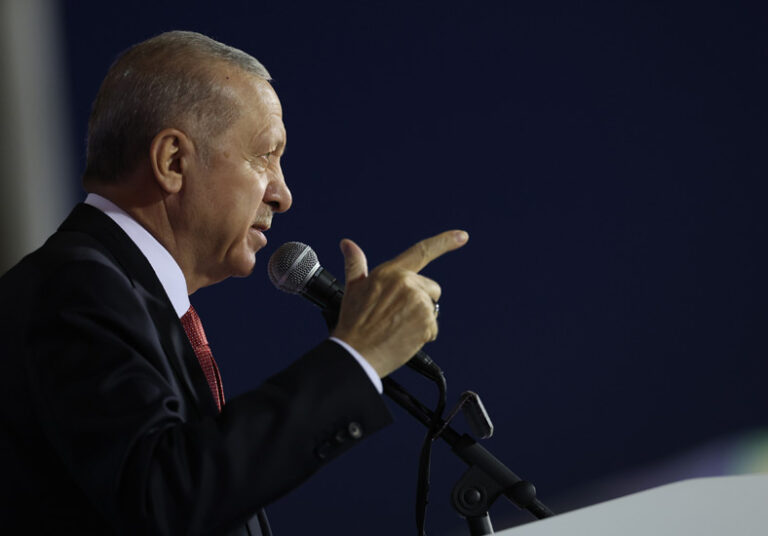 Cumhurbaşkanı Erdoğan: “Terörü, ülkemiz için bir tehdit kaynağı olmaktan çıkartana kadar mücadelemizi sürdüreceğiz”